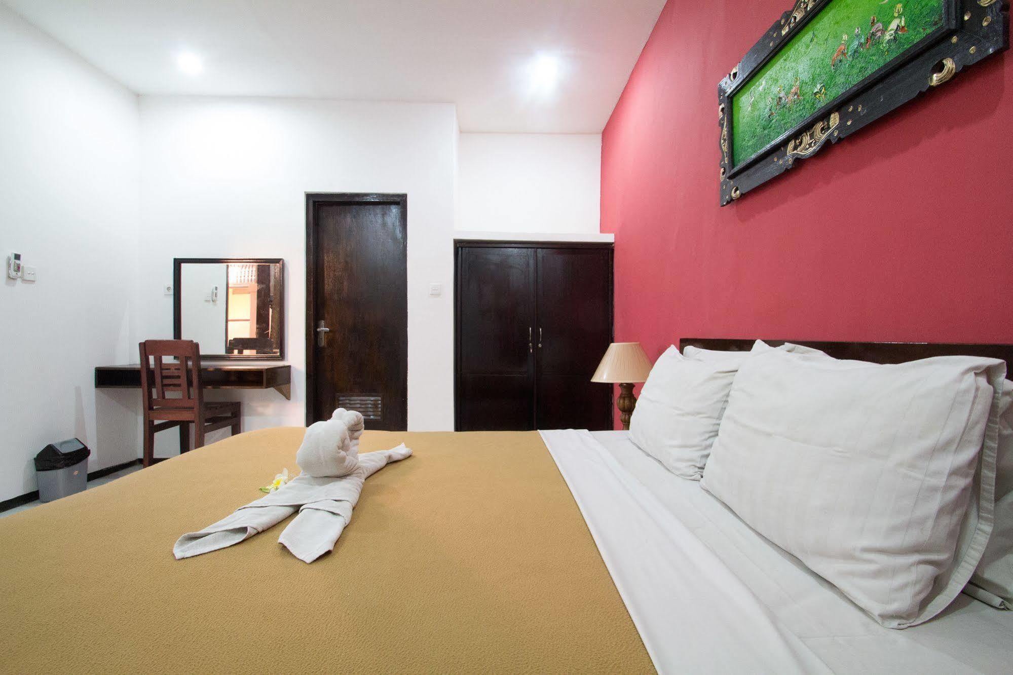 Ramayana Hotel Sanur Buitenkant foto